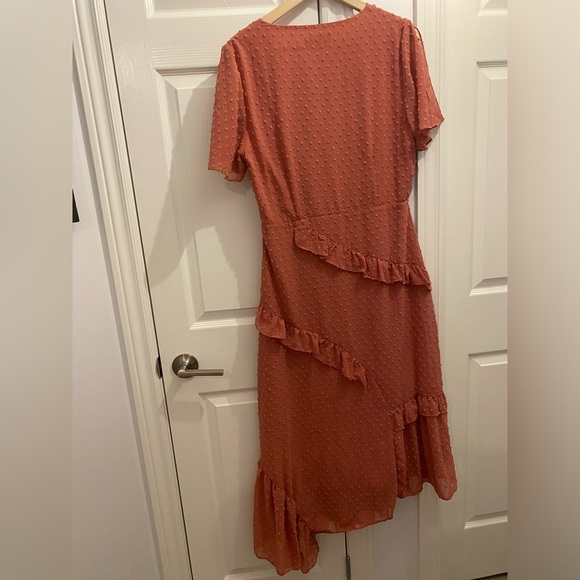 Lulus pink/coral ruffle a-line midi dress in large - Picture 7 of 7